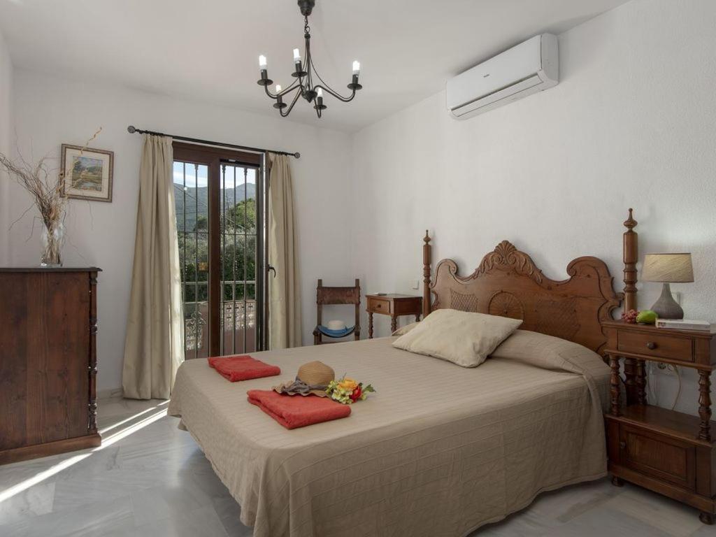 Preciosa Villa Con Gran Piscina Y Fabulosas Vistas 阿尔豪林德拉托里 外观 照片
